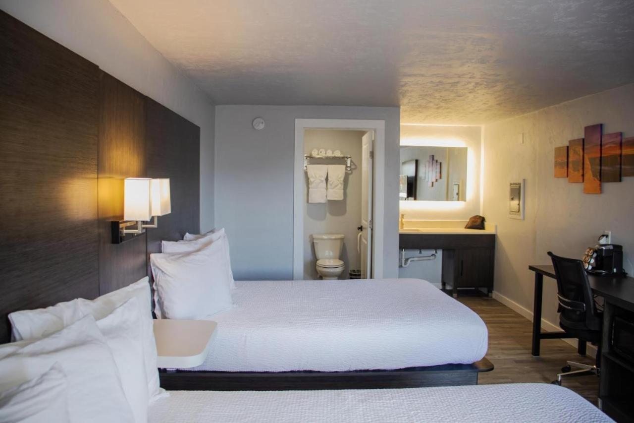Bears Ears Inn Blanding Bagian luar foto